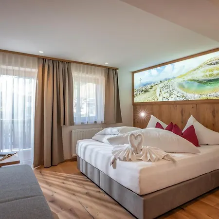 Alpengruss בית הארחה טוקס